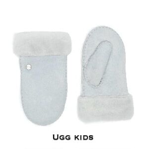UGG Kids Genuine Shearling Lined Mittens in Glacier Grey